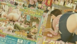 国产婬妇69,www日韩中文字幕com